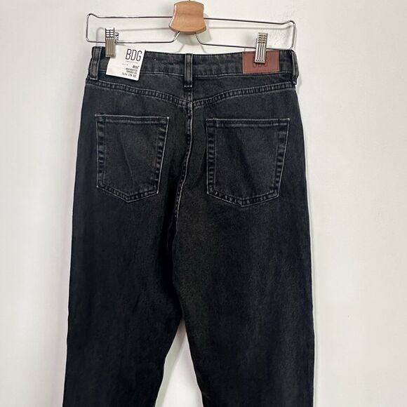 BDG Urban Outfitters Mom High Waisted Tapered Jeans 27 x 32 Black Y2K Trendy NEW - Picture 5 of 9